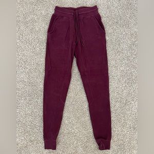 Alphalete Identity Jogger size small